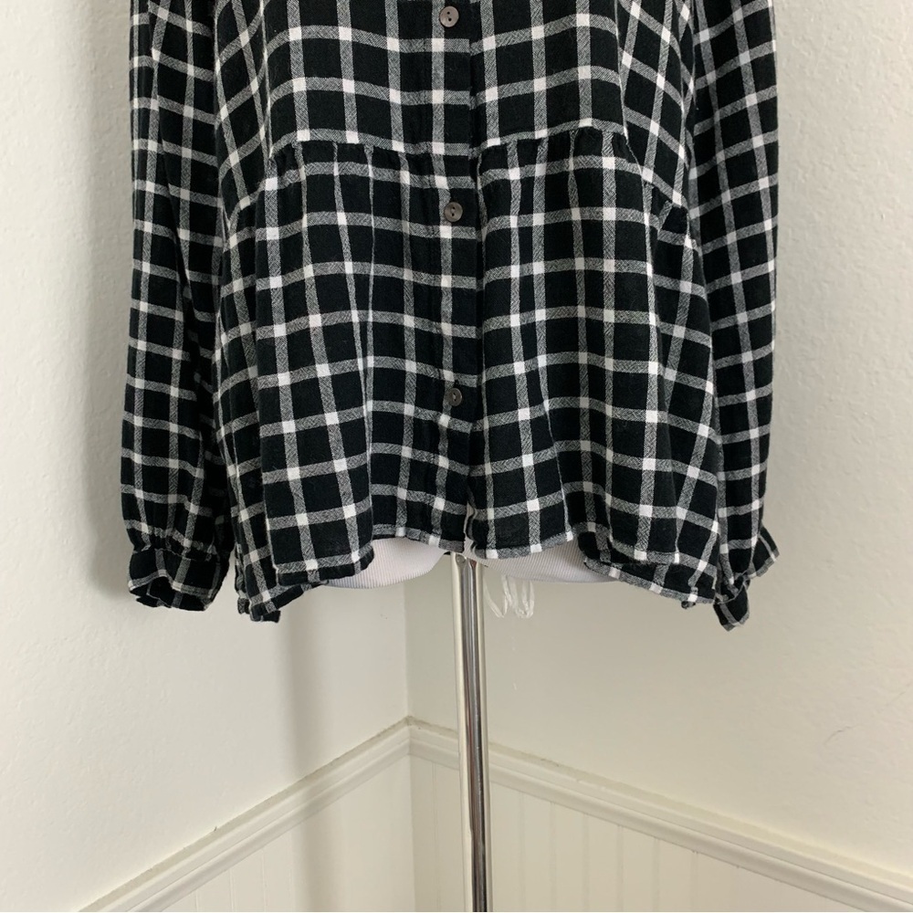 Rails Plaid Ruffle Hem Button Front Top Black & White Women’s Large Long Sleeve - Picture 7 of 17